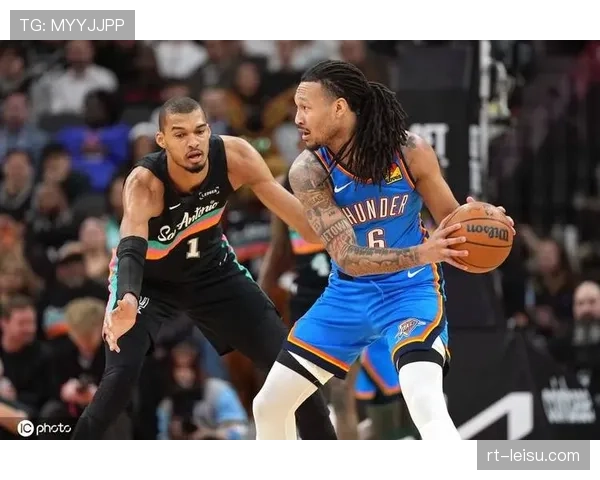 文班亚马因脚踝酸痛被列入每日观察名单，或将缺席明日对阵雷霆